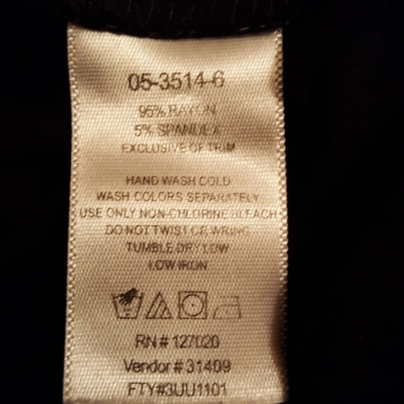 Black and white short sleeve dress - Picture 6 of 6